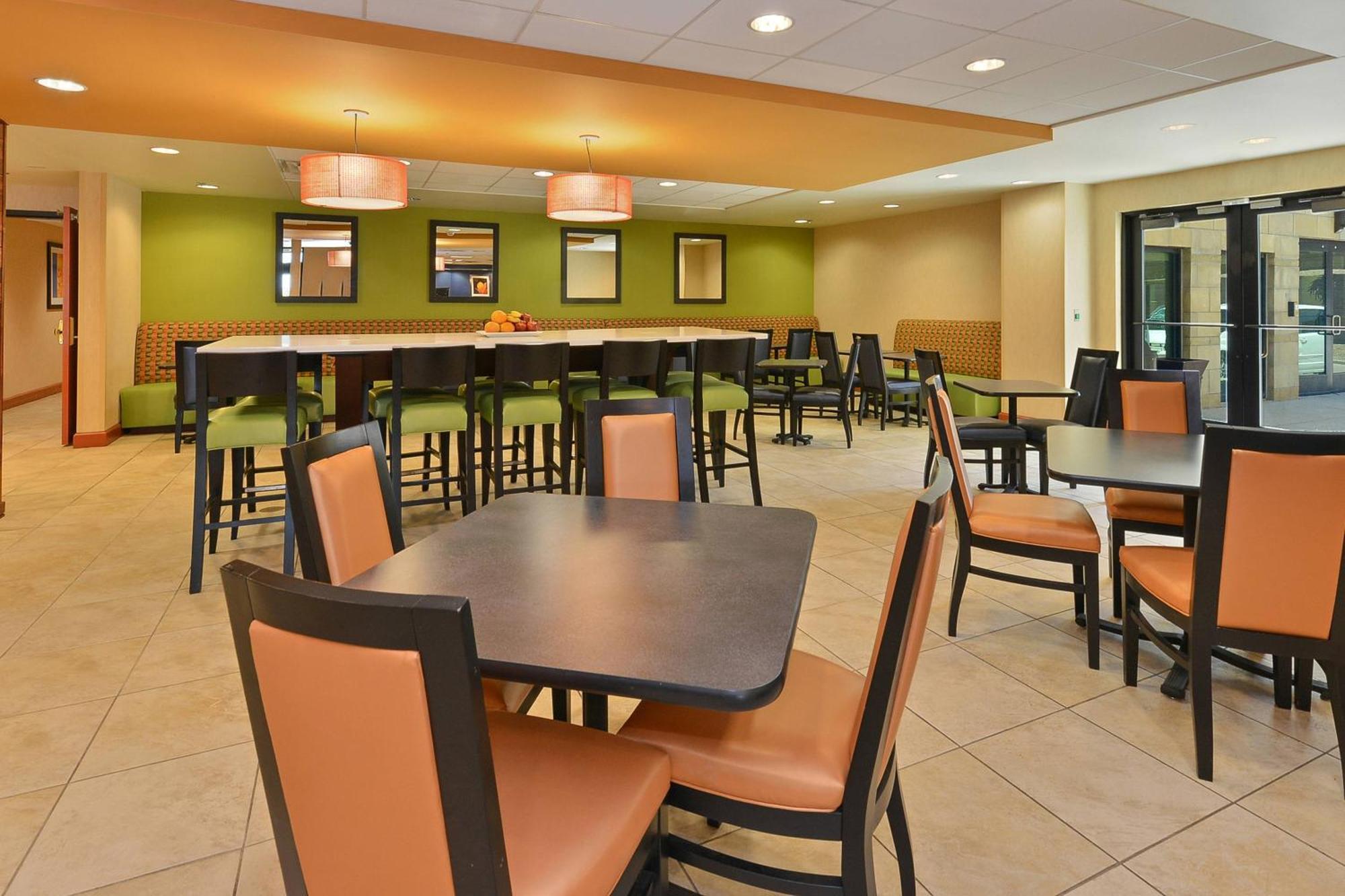 Hotel Fairfield & By Marriott Denver Aurora/parker Aurora